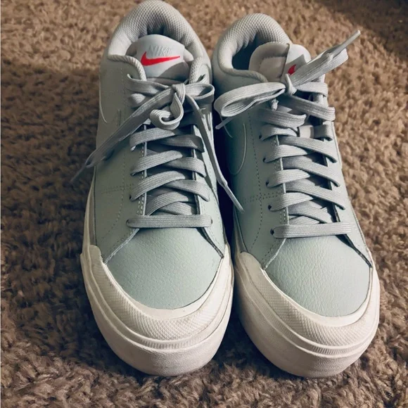 Nike Women's Legacy Lift Sneakers - Picture 2 of 5